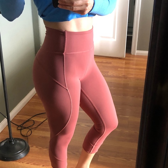 Lululemon In Movement Crop - Picture 8 of 8